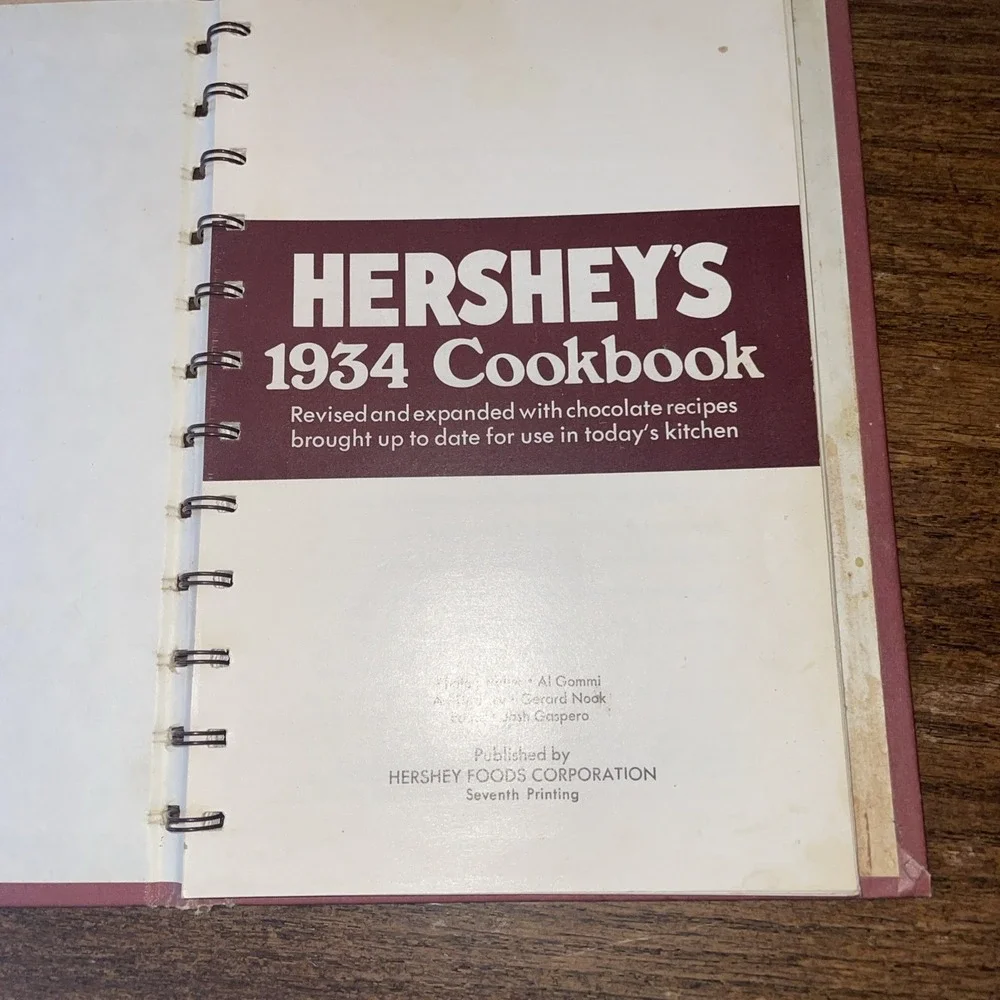 Hershey's 1934 Cookbook Revised 1971 Edition Spiral Bound 10th print Hardcover
